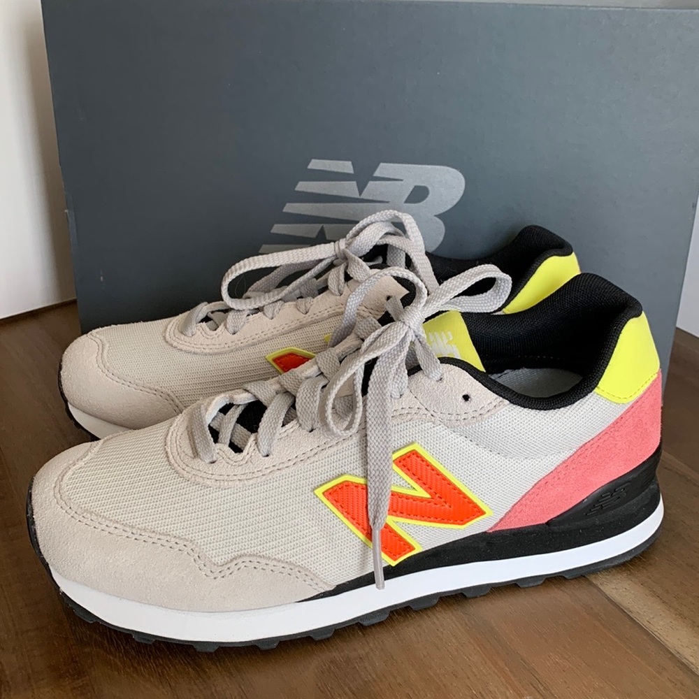 NIB NEW BALANCE 515 V3 Sneakers Nimbus Cloud/ Poppy 8.5